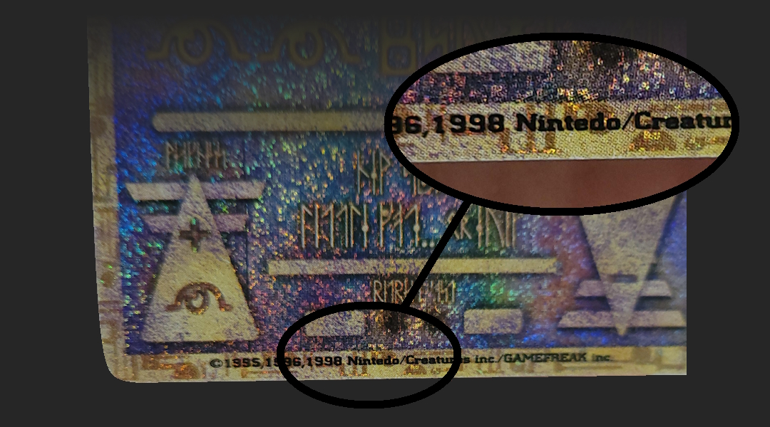 Promo Ancient Mew z 2000 roku z błędem druku „Nintedo” zamiast „Nintendo” w nocie o prawach autorskich